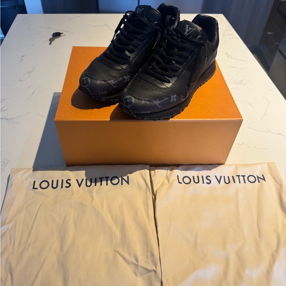 Louis Vuitton Men's Black Runaway Sneakers LV 8